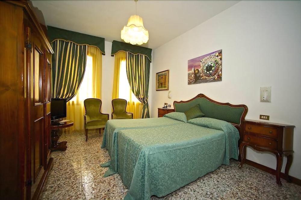 Hotel Fontana Venedig Exteriör bild