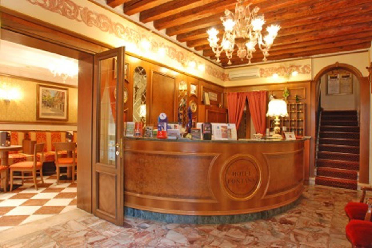 Hotel Fontana Venedig Exteriör bild